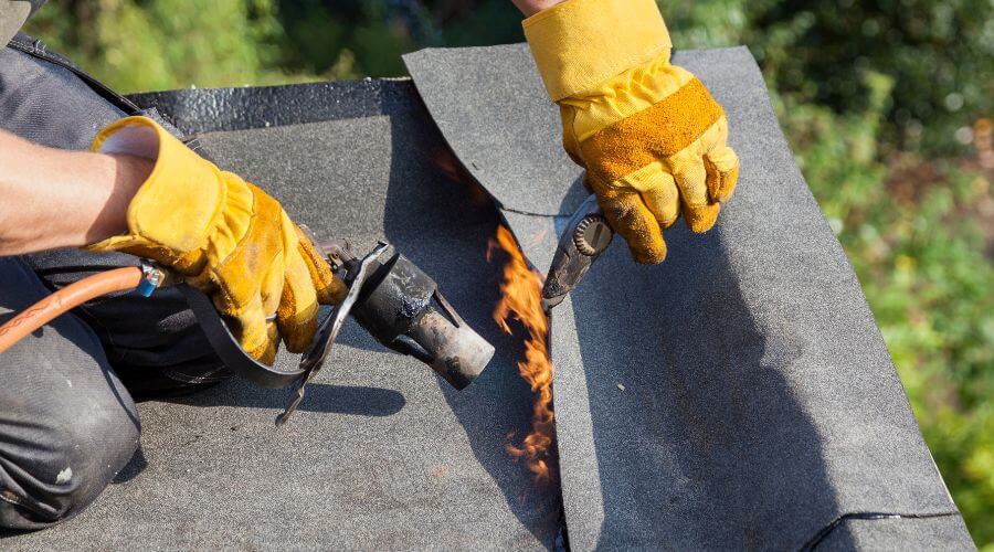 Expert Emergency Roof Repairs services in Malta, IL